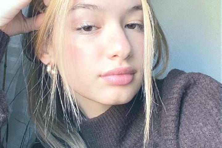 Naomi, 26, a blonde brown-eyed middle eastern companion based in Puuperi. Offering OWO, Massage, Travel Companion, Party Girl, Domination. Available for inca...