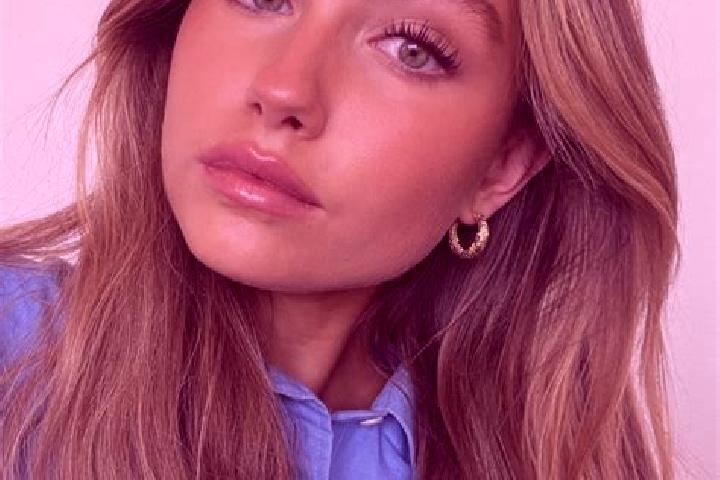 Naomi, 26, a dark blonde green-eyed european companion based in Kamyanobridskyi. Offering Deep French Kissing, GFE, Fetish, Travel Companion, CIM. Available ...