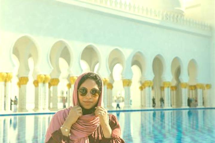 Naomi, 26 — Escort in Abu Qashsh, Palestine