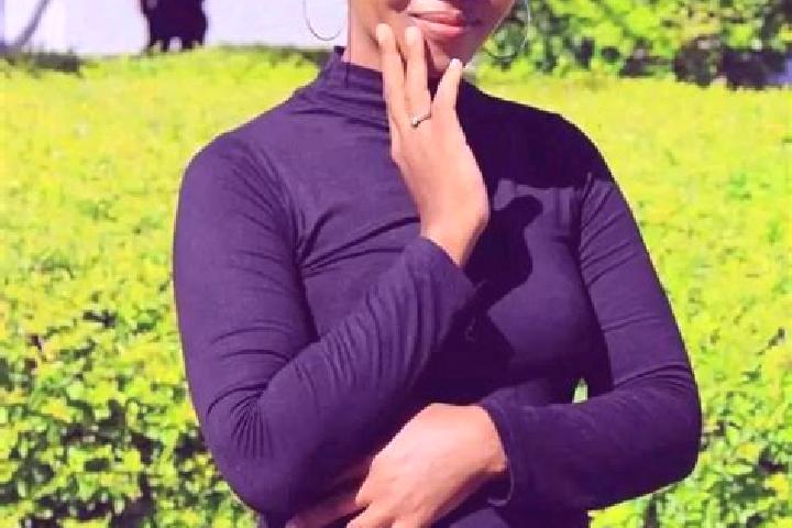 Naomi, 26 — Escort in Chadibe, Botswana