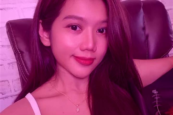 Naomi, 26 — Escort in Oranit, Palestine