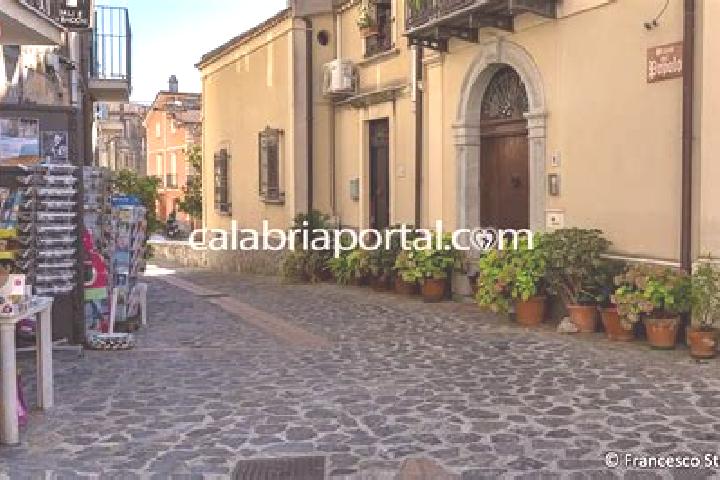Naomi, 26 — Escort in Santa Domenica Talao, Italy
