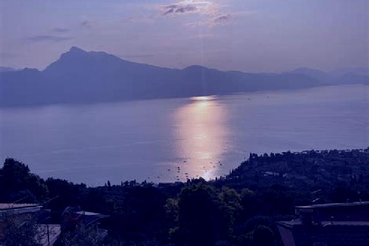 Naomi, 26 — Escort in Sernaglia della Battaglia, Italy