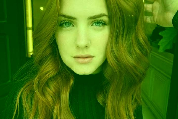 Naomi, 27, a auburn blue-eyed middle eastern companion based in Santa Maria del Oro. Offering Deep French Kissing, Roleplay, Massage, Erotic Massage, Overnig...