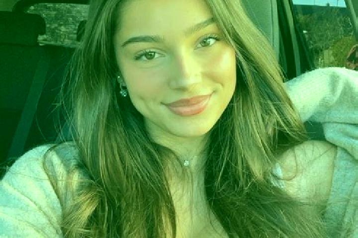 Naomi, 27, a brunette blue-eyed ebony companion based in Kagio. Offering Girlfriend Experience, OWO, Striptease, Party Girl. Available for incall and outcall...