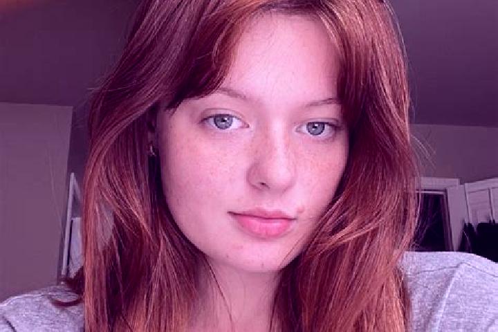 Naomi, 27, a chestnut blue-eyed asian companion based in Duliajan Oil Town. Offering Duos, Dinner Date, BDSM, Massage. Available for incall and outcall, day ...