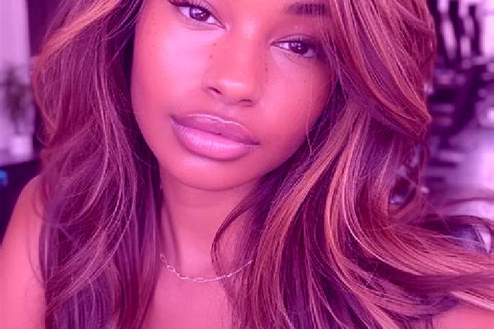 Naomi, 27, a dark blonde brown-eyed mixed companion based in Sort. Offering A-Level, Roleplay, Overnight, Party Girl, Duos. Available for incall and outcall,...