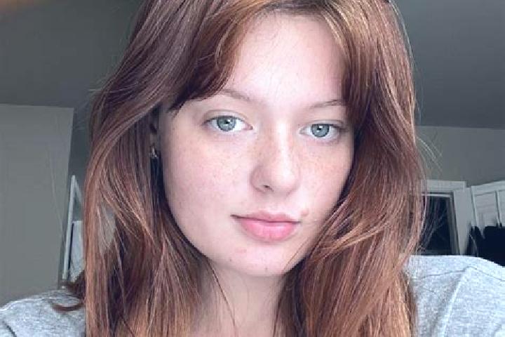 Naomi, 27, a red green-eyed caucasian companion based in Nevada. Offering 69, Dinner Date, CIM. Available for incall and outcall, overnight bookings available.