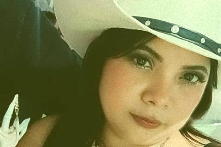 Naomi, 27 — Escort in Loma de Bacum, Mexico