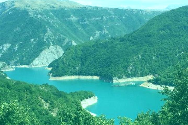 Naomi, 27 — Escort in Pluzine, Montenegro