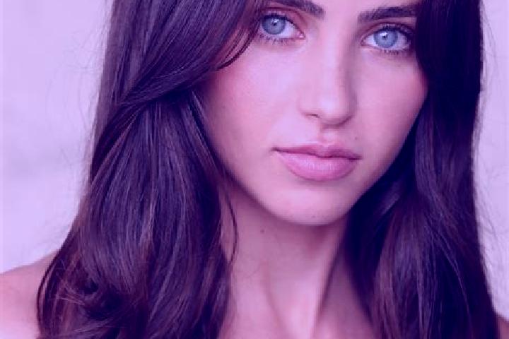 Naomi, 28, a brunette dark-eyed caribbean companion based in Mazatlan Villa de Flores. Offering OWO, Deep French Kissing, Dinner Date, Striptease. Available ...