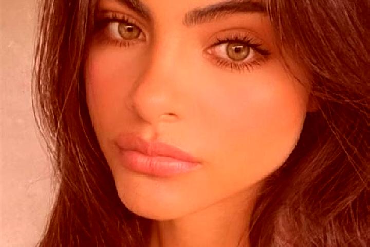 Naomi, 28, a brunette dark-eyed middle eastern companion based in Dharmapuram. Offering Girlfriend Experience, Erotic Massage, 69. Available for incall and o...
