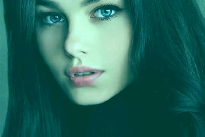 Naomi, 28, a brunette grey-eyed slavic companion based in Prejmer. Offering A-Level, Girlfriend Experience, Deep French Kissing. Available for incall and out...