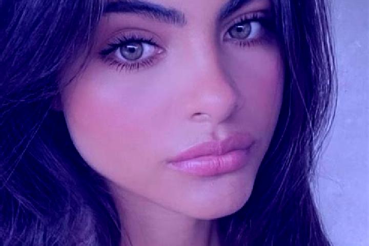 Naomi, 28, a dark blonde dark-eyed indian companion based in Camarles. Offering Dinner Date, Overnight, 69. Available for incall and outcall, overnight booki...
