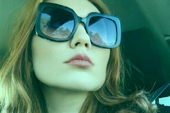 Naomi, 28 — Escort in Candesti, Romania
