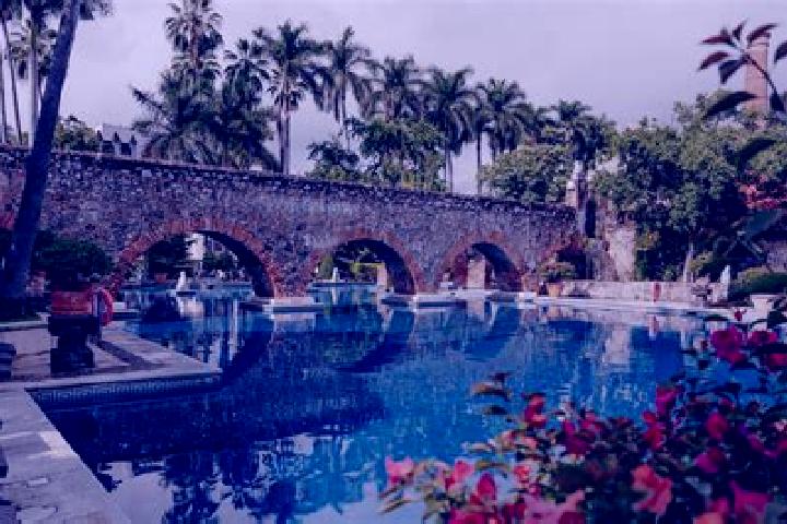 Naomi, 28 — Escort in Concepcion Capulac (La Ex-Hacienda), Mexico