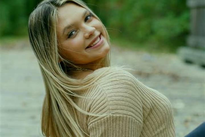 Naomi, 28 — Escort in Conklin, United States