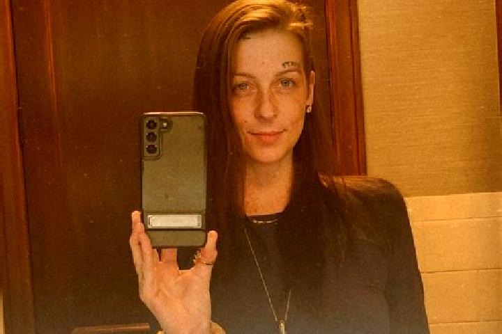 Naomi, 28 — Escort in Spay, France