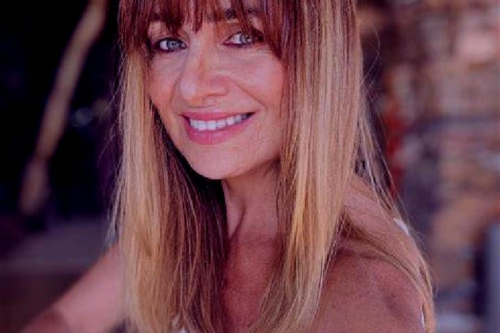 Naomi, 28 — Escort in Uriburu, Argentina