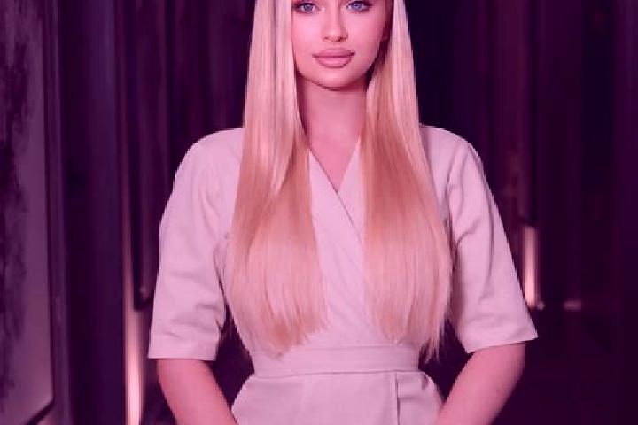 Naomi, 29, a blonde grey-eyed caucasian companion based in Vernon Hills. Offering Tantra, Erotic Massage, Duos, GFE. Available for incall and outcall, day an...