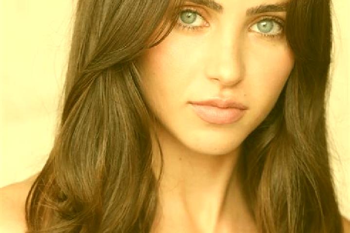 Naomi, 29, a brunette dark-eyed mixed companion based in Villemoustaussou. Offering Dinner Date, OWO, Domination, Duos. Available for incall and outcall, ove...