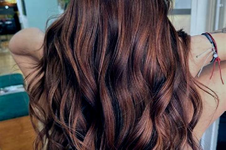 Naomi, 29, a chestnut brown-eyed asian companion based in Songlou. Offering Massage, Tantra, Couples. Available for incall and outcall, day and evening dates.