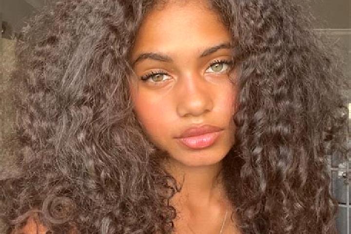Naomi, 29, a dark blonde blue-eyed ebony companion based in Damaishan. Offering Fetish, Couples, Dinner Date. Available for incall and outcall, day and eveni...