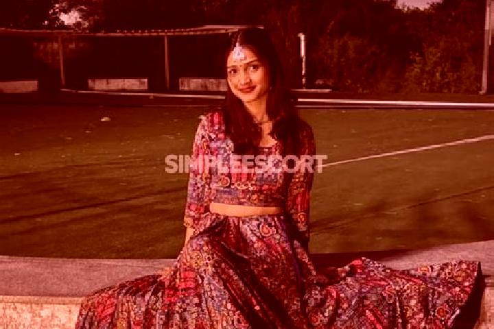 Naomi, 29 — Escort in Navsari, India