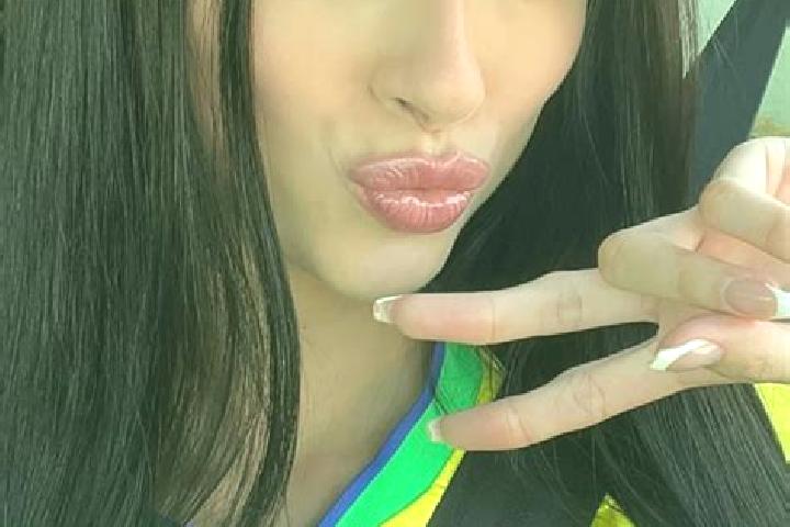 Naomi, 29 — Escort in Verdelandia, Brazil