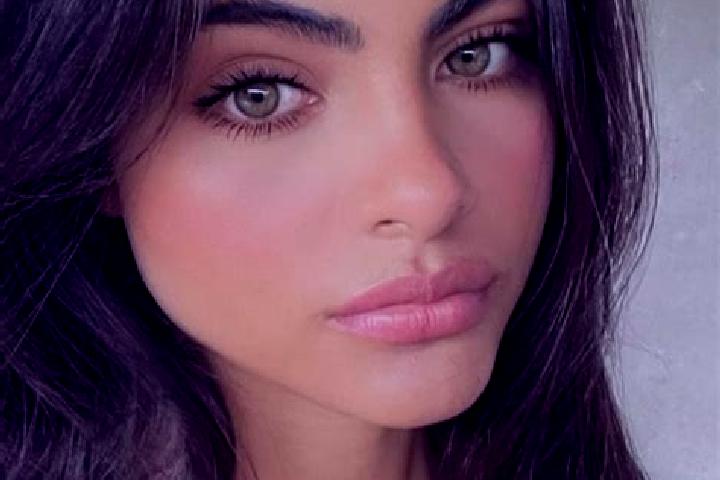 Naomi, 30, a black hazel-eyed mixed companion based in Kouwovogo. Offering Overnight, Massage, Domination, Prostate Massage. Available for incall and outcall...