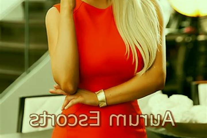Naomi, 30, a blonde amber-eyed caucasian companion based in Kupu. Offering GFE, Striptease, Duos, Domination. Available for incall and outcall, overnight boo...