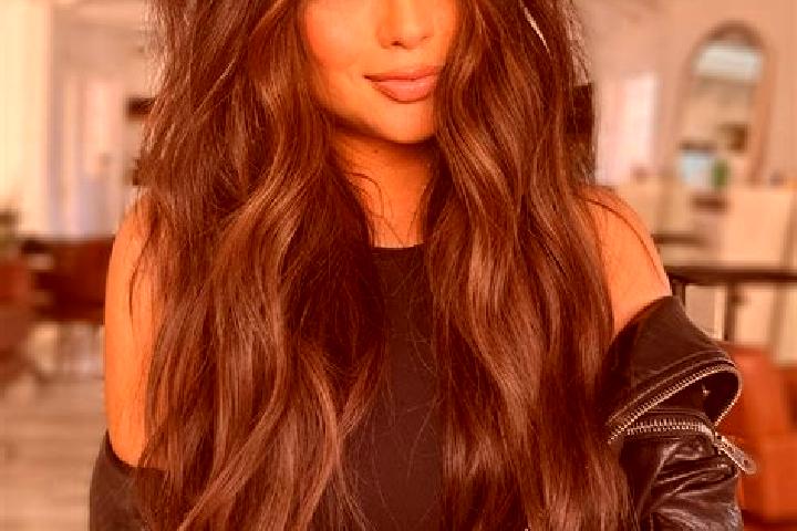 Naomi, 30, a brunette dark-eyed slavic companion based in Restinga. Offering Party Girl, Massage, Travel Companion, Roleplay. Available for incall and outcal...