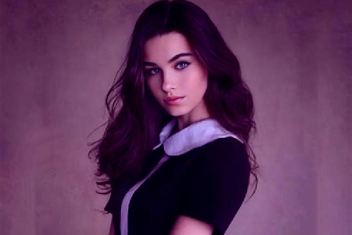 Naomi, 30, a brunette grey-eyed slavic companion based in Froendenberg. Offering OWO, Travel Companion, Overnight, Massage. Available for incall and outcall,...
