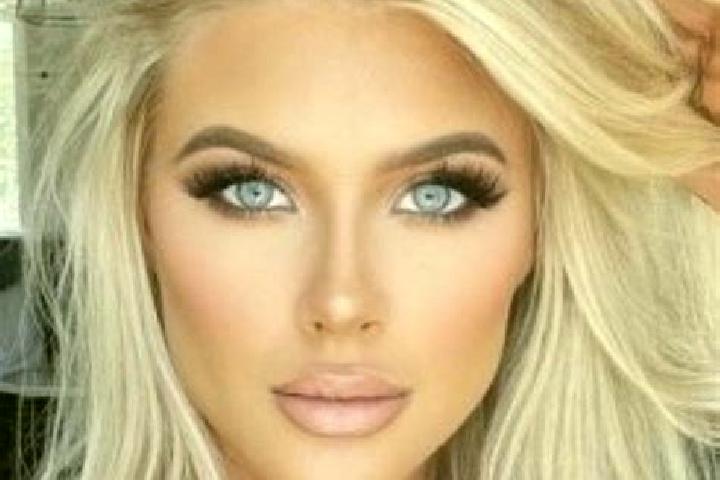 Naomi, 30, a platinum blonde dark-eyed mixed companion based in Bruno. Offering Tantra, Striptease, Domination. Available for incall and outcall, day and eve...