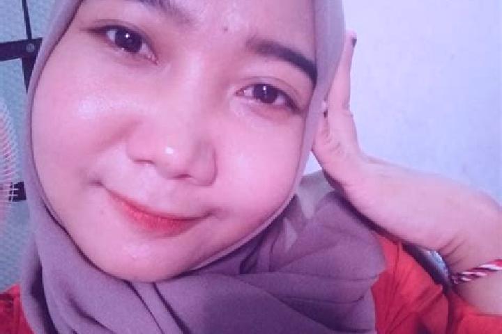 Naomi, 30 — Escort in Kemantren Satu, Indonesia