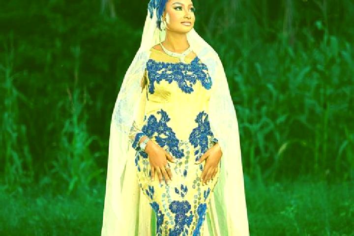 Naomi, 30 — Escort in Safana, Nigeria