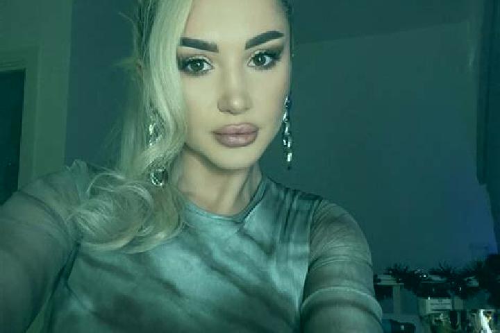 Naomi, 31, a blonde amber-eyed middle eastern companion based in Cantarranas. Offering Domination, GFE, Overnight, Travel Companion. Available for incall and...