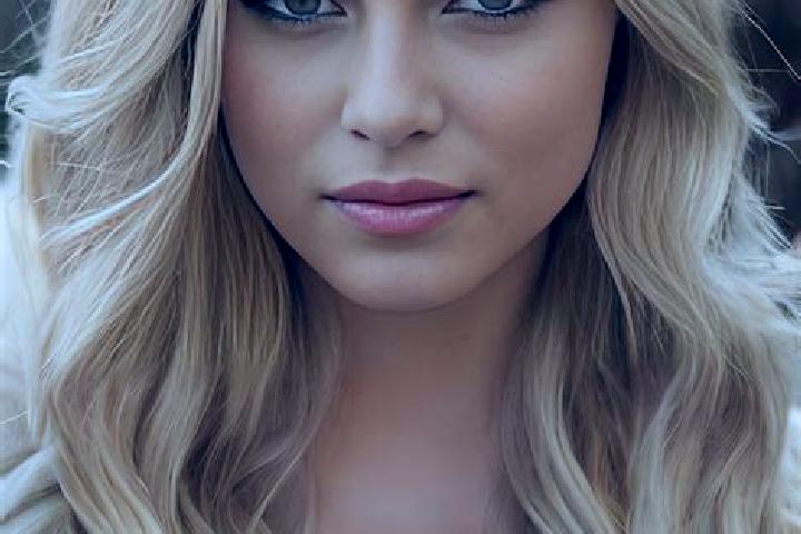 Naomi, 31, a blonde hazel-eyed caribbean companion based in Vliedberg. Offering CIM, Deep French Kissing, A-Level, Dinner Date. Available for incall and outc...