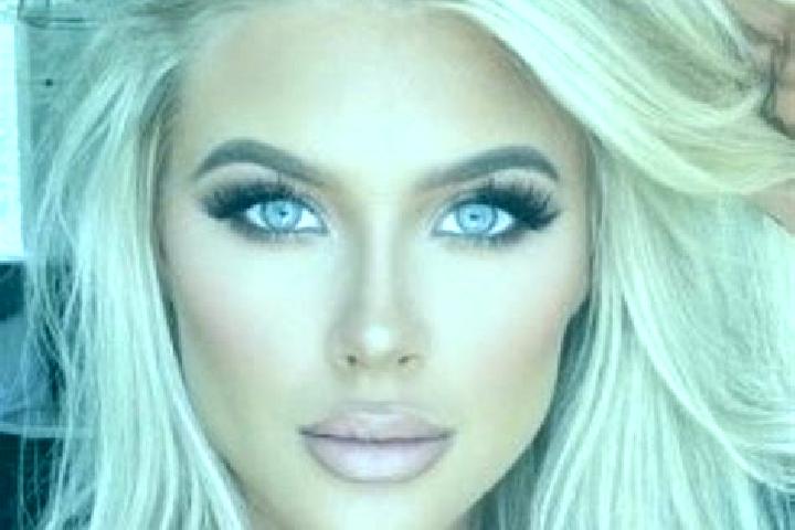 Naomi, 31, a platinum blonde grey-eyed latina companion based in Port-Vila. Offering Duos, GFE, BDSM. Available for incall and outcall, day and evening dates.