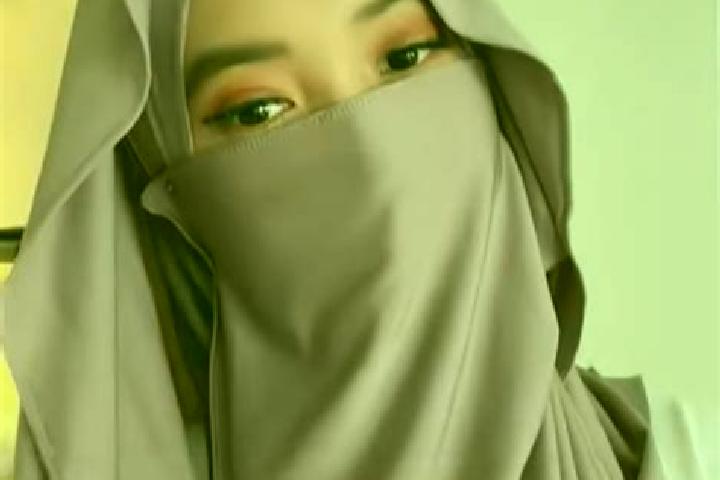 Naomi, 31 — Escort in Baing, Indonesia