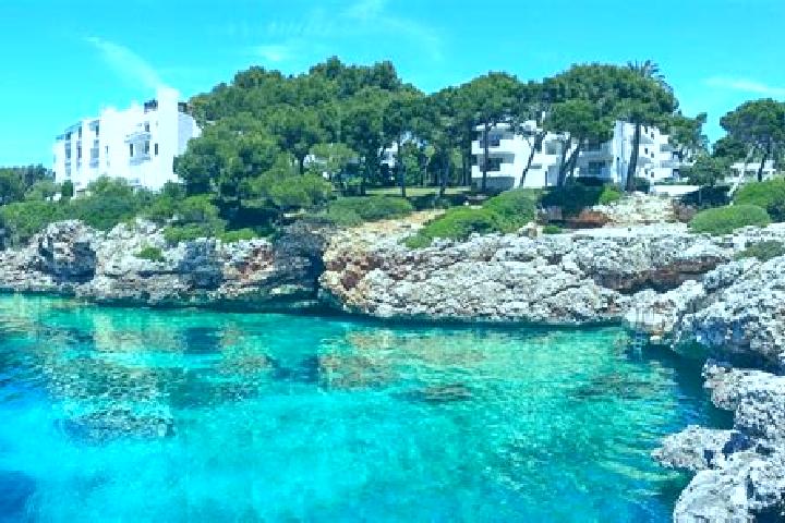 Naomi, 31 — Escort in Cala d Or, Spain