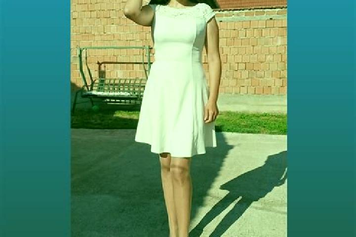 Naomi, 31 — Escort in Miluta, Romania