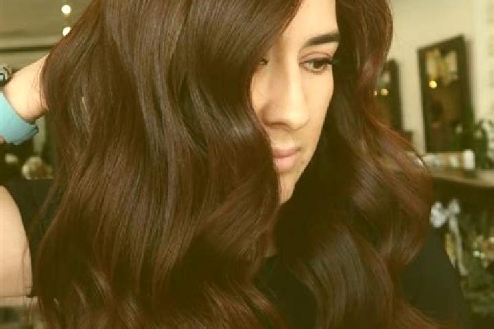 Naomi, 32, a auburn dark-eyed european companion based in Novi Drachyntsi. Offering GFE, Striptease. Available for incall and outcall, day and evening dates.