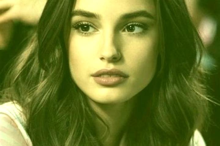 Naomi, 32, a brunette brown-eyed middle eastern companion based in Yates Center. Offering Massage, Domination, Tantra. Available for incall and outcall, day ...