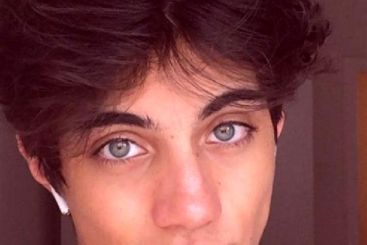 Naomi, 32, a chestnut green-eyed caucasian companion based in Membribe de la Sierra. Offering Fetish, Massage, Dinner Date, OWO. Available for incall and out...