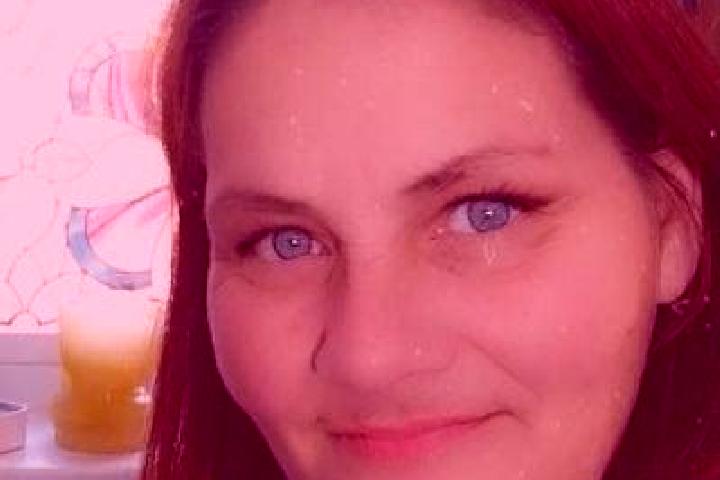 Naomi, 32, a red dark-eyed mixed companion based in Eden. Offering 69, Fetish, Dinner Date, Girlfriend Experience. Available for incall and outcall, day and ...