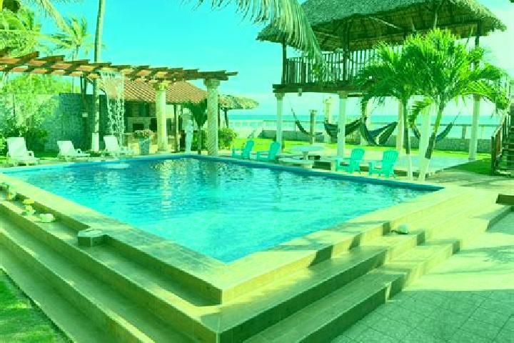 Naomi, 32 — Escort in Barra de Palmas, Mexico