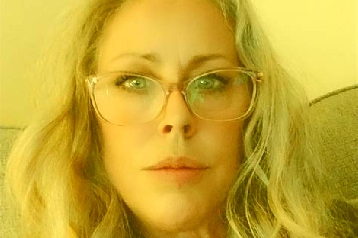 Naomi, 32 — Escort in East York, United States