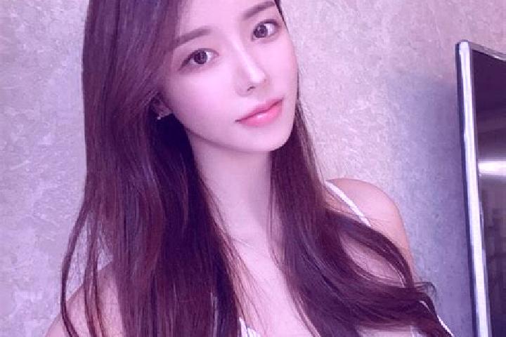 Naomi, 32 — Escort in Lianhecun, China