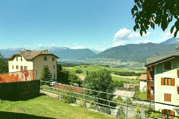 Naomi, 32 — Escort in Malosco, Italy